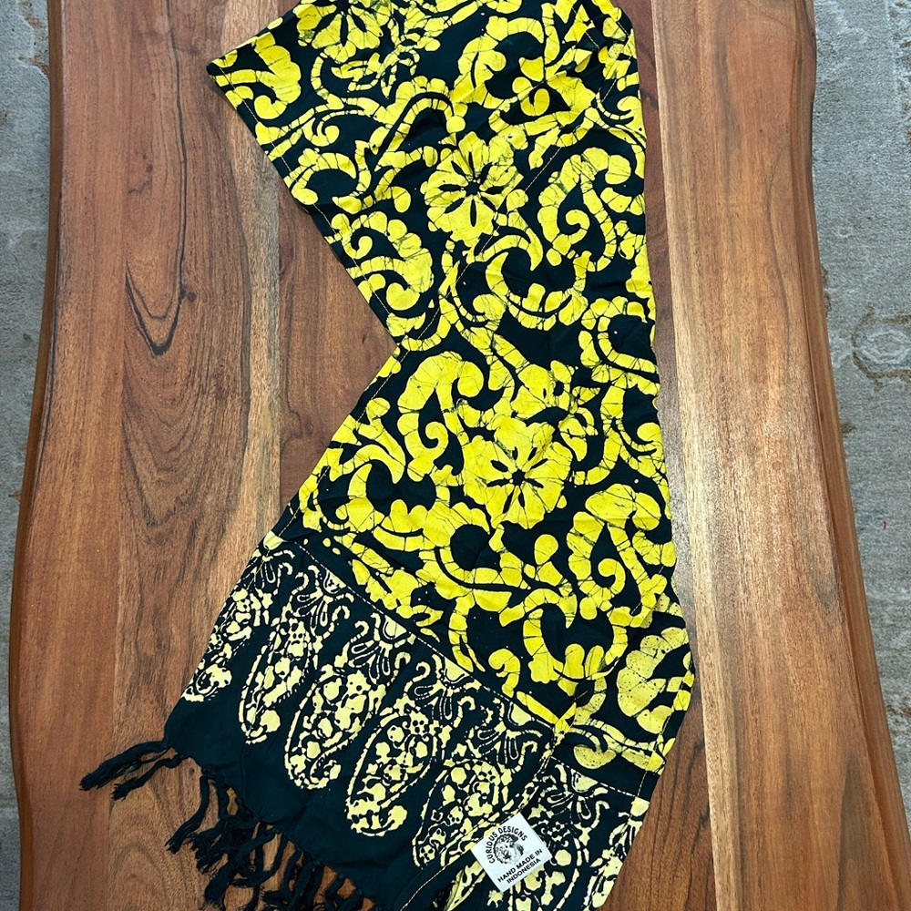 Curious Designs Scarf - Picture 2 of 3